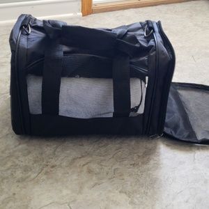 Small pet carrier